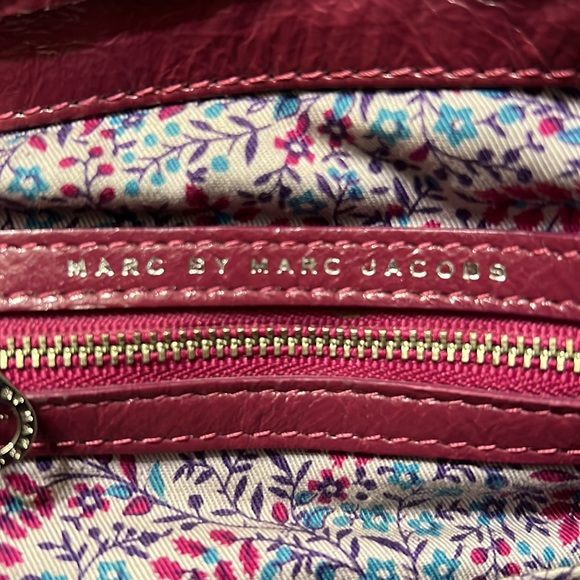 Marc by Marc Jacobs Shoulder Bag Purse Optional Chain Patent Leather Pink/Purple - Picture 10 of 16